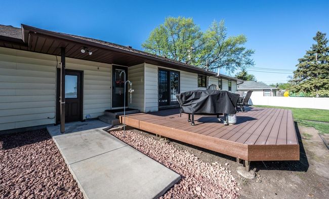 5415 Lincoln St Hampton MN-large-007-046-Deck-1500x907-72dpi.jpg | Image 31