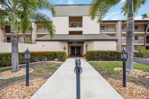 1b-5050 Marianne Key Rd, PUNTA GORDA, FL, 33955-1845 | Card Image
