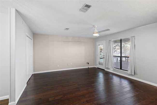 283 Sam Houston Loop, House other with 3 bedrooms, 2 bathrooms and 2 parking in Pointblank TX | Image 16