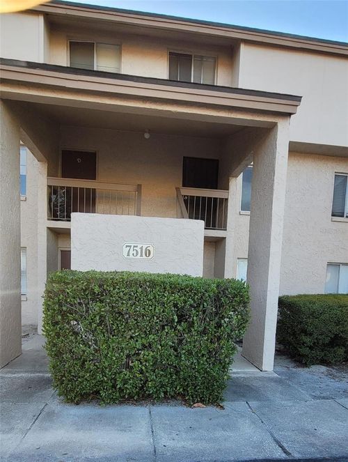 43-7516 Needle Leaf Pl, TAMPA, FL, 33617-8508 | Card Image