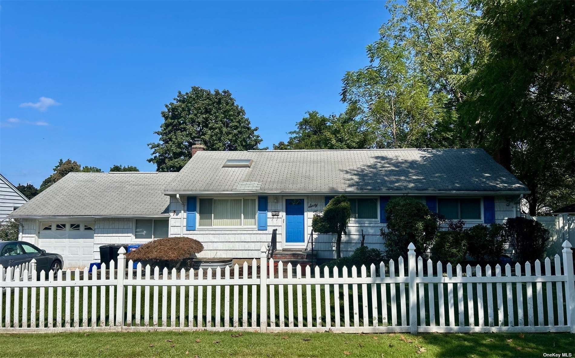 Bogart St, Huntington Station, NY 11746