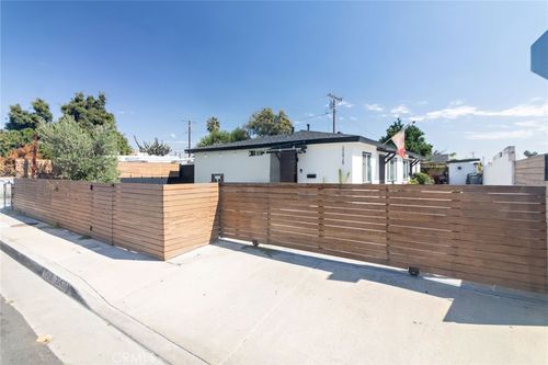 22428 Devlin Ave, Hawaiian Gardens, CA, 90716-1346 | Card Image
