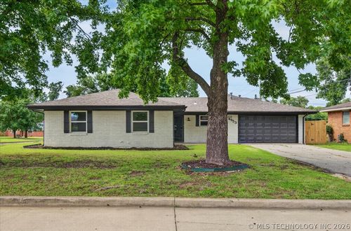 4953 Cornell Dr, Bartlesville, OK, 74006-8516 | Card Image