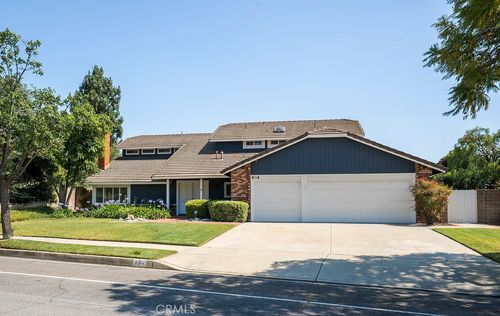 636 Scottsbluff Dr, Claremont, CA, 91711 | Card Image