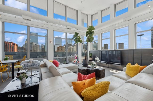 APT-1401 - 740 W Fulton St, Condo with 3 bedrooms, 3 bathrooms and 2 parking in CHICAGO IL | Image 6