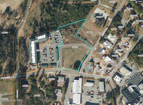 205 Mccaskill Rd E, Pinehurst, NC, 28374-9836 | Card Image