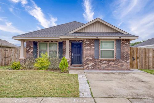 5143 Carmell Ridge Cir, Milton, FL, 32570-4108 | Card Image