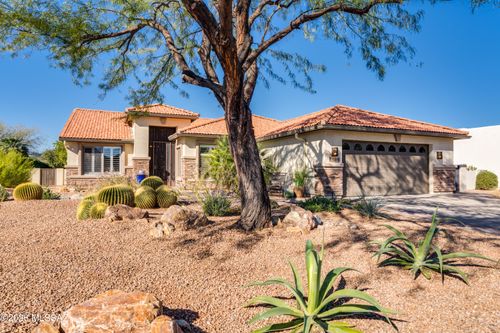 1109 N Desert Deer Pass, Green Valley, AZ, 85614-5530 | Card Image