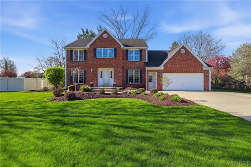 8265 Lisa Lane, Clarence, NY, 14051 | Card Image