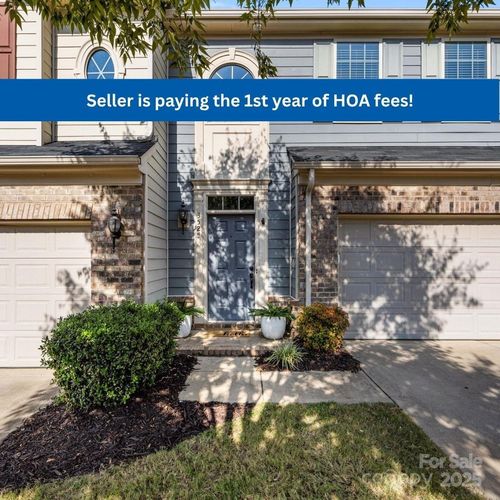 3525 Hornets Nest Way, Charlotte, NC, 28208-5227 | Card Image