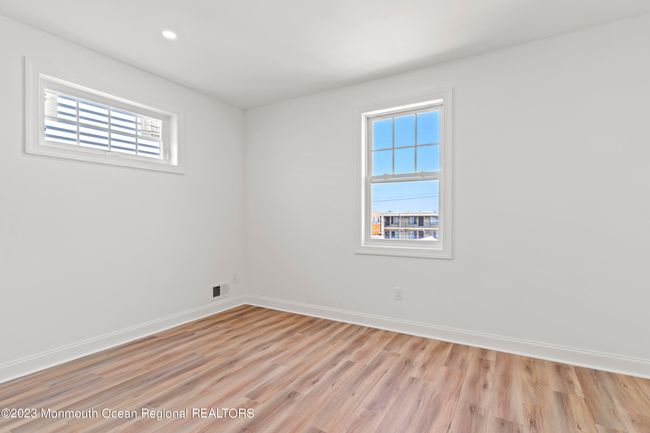 46 Dupont Ave, House other with 5 bedrooms, 4 bathrooms and null parking in Seaside Heights NJ | Image 20