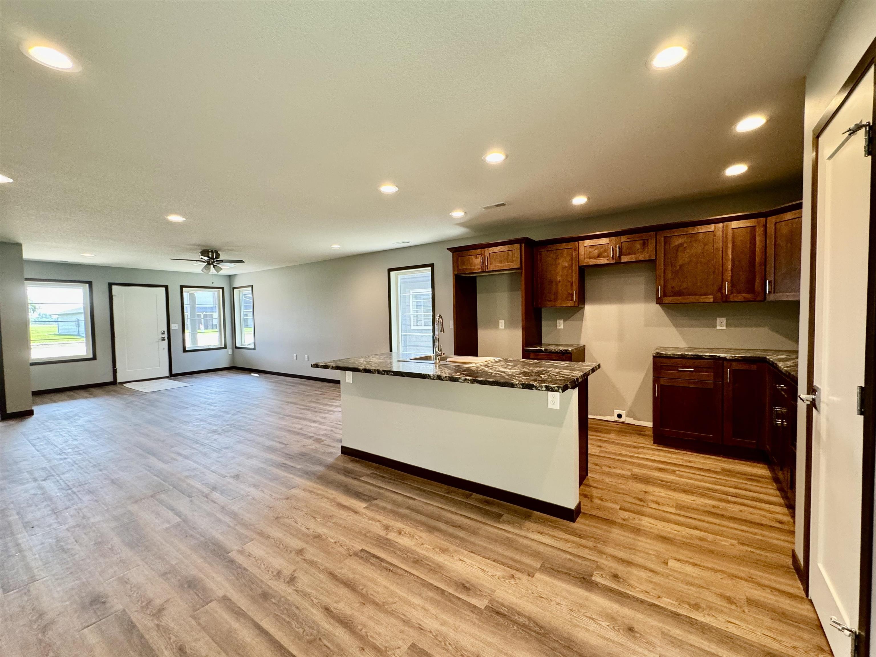 34th Ave, Spencer, IA 51301