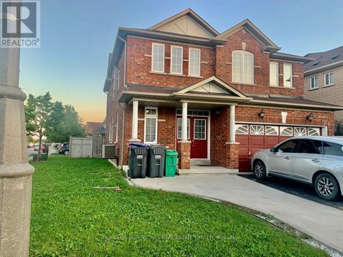 2 Arctic Fox Cres, Brampton, ON, L6R0J2 | Card Image