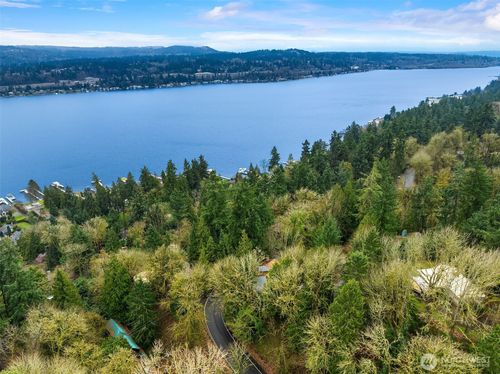 4429 E Mercer Way, Mercer Island, WA, 98040-3827 | Card Image