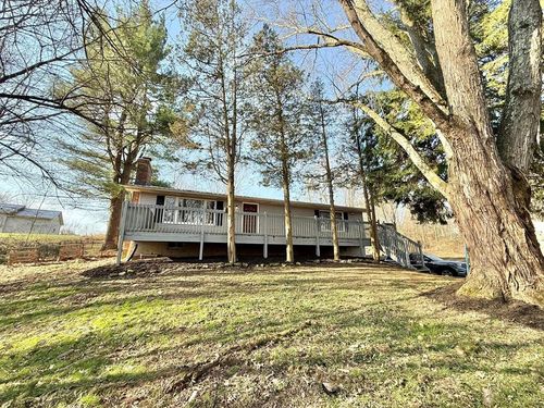 675 Berry Rd, Howard, OH, 43028-9542 | Card Image