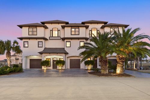 17 Ramrod, Hitchcock, TX, 77563-4253 | Card Image