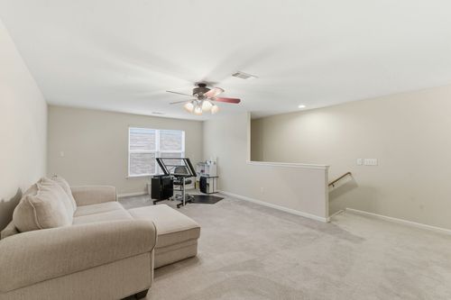 1813 Bunting Way Dr, Hermitage, TN, 37076-5620 | Card Image