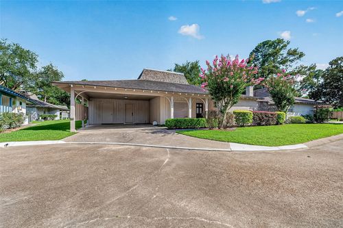 31 Champions Colony E, Houston, TX, 77069 | Card Image