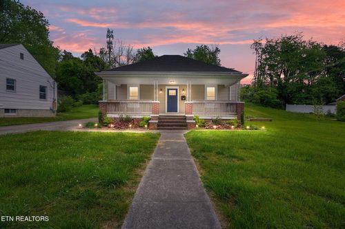 1610 Edgewood Ave, Knoxville, TN, 37917-3816 | Card Image