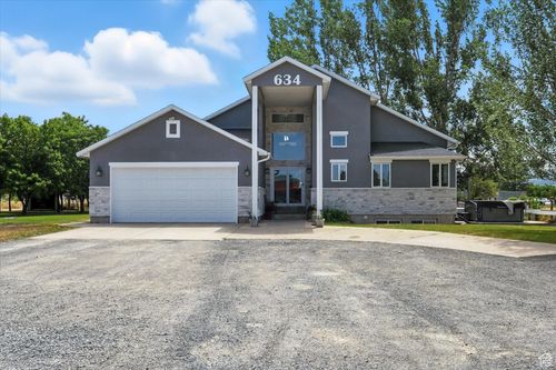 634 W 8300 S, Paradise, UT, 84328-7736 | Card Image