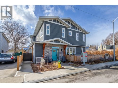 101-460 Conklin Ave, Penticton, BC, V2A2T4 | Card Image