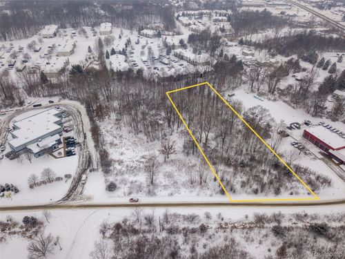 000 Victory Dr, Howell, MI, 48843 | Card Image