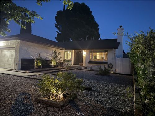 568 W Avenida De Las Flores, Thousand Oaks, CA, 91360-3102 | Card Image