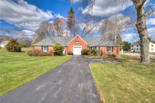 1 Hanley Farm Rd, Warren, RI, 02885-4376 | Card Image