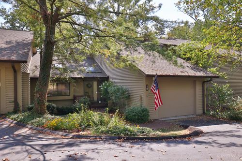 18 Big Oak Ln, Milford, OH, 45150-1419 | Card Image