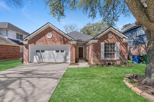 313 Trail Ride Rd, Angleton, TX, 77515-2781 | Card Image