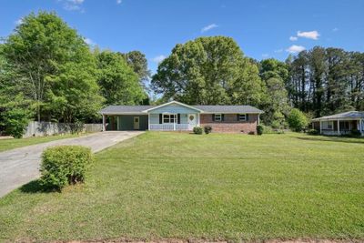 4242 Clearview Drive, House other with 3 bedrooms, 2 bathrooms and null parking in Douglasville GA | Image 3