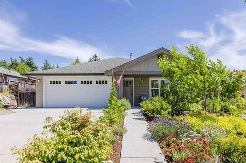 6360 Baillie Rd, Sechelt, BC, V7Z0V2 | Card Image