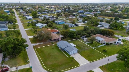 721 Pompano Ter, PUNTA GORDA, FL, 33950-6879 | Card Image