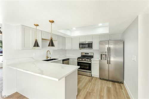 3738 Decade St, Las Vegas, NV, 89121-4420 | Card Image