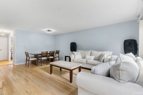 248 Centerbrook Rd, Hamden, CT, 06518-3403 | Card Image