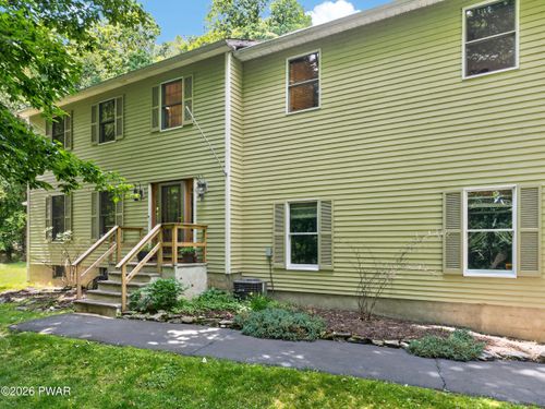 114 Sawkill Dr, Milford, PA, 18337-7000 | Card Image