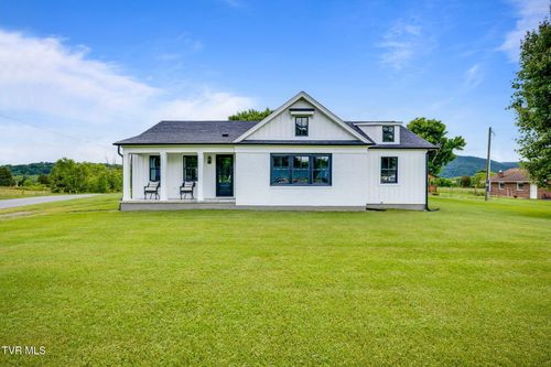 403 Silver Lake Rd, Church Hill, TN, 37642-3607 | Card Image