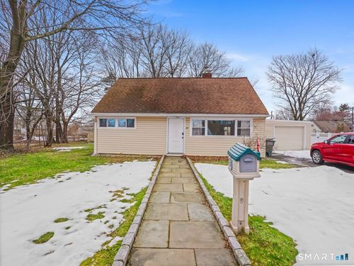 69 Seaver Cir, Bridgeport, CT, 06606-1225 | Card Image