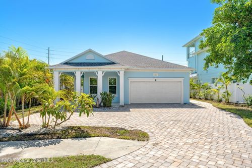 1121 S Orlando Ave, Cocoa Beach, FL, 32931-2428 | Card Image