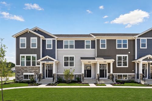 428 Red Oak Cir, Volo, IL, 60020-3227 | Card Image
