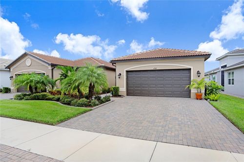 4749 Avila Lakes Dr, WIMAUMA, FL, 33598-4165 | Card Image