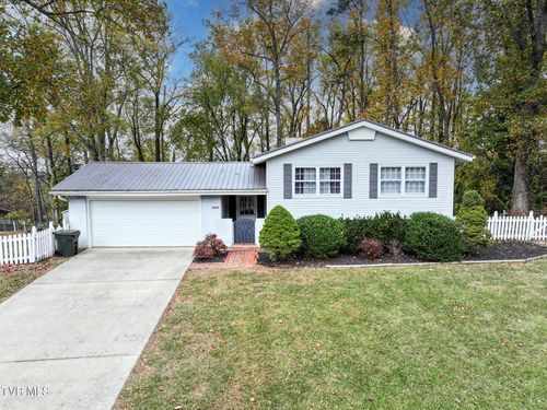 1814 Brentwood Dr, Greeneville, TN, 37743-6617 | Card Image