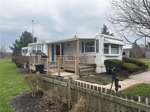 243 Park Ave, New London, OH, 44851-9259 | Card Image