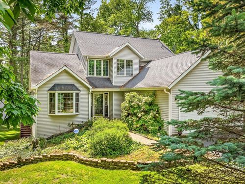 6468 N Deer Path Road, Oregon, IL, 61061 | Card Image