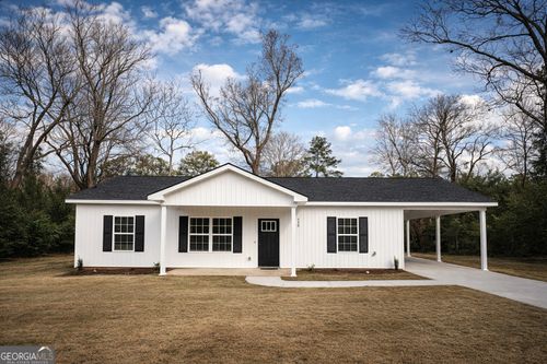 530 Oak St, Warrenton, GA, 30828-8233 | Card Image