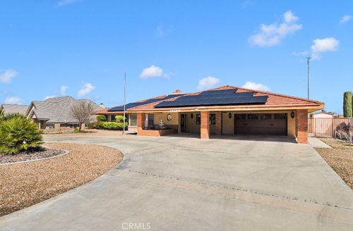 18186 Bangor Ave, Hesperia, CA, 92345-6936 | Card Image