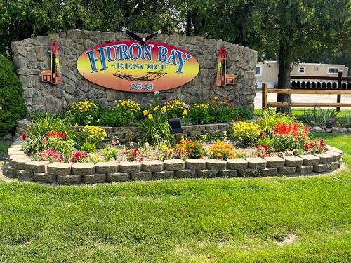2545 Lakeshore Rd, Applegate, MI, 48401-9700 | Card Image
