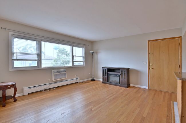 APT-10 - 7321 W Fullerton Ave, Condo with 2 bedrooms, 1 bathrooms and 1 parking in Elmwood Park IL | Image 4