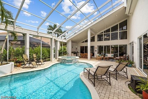 433 Crestwood Ln, NAPLES, FL, 34113-8456 | Card Image
