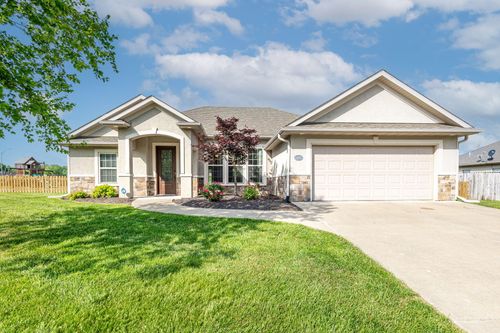 3405 Piranha Ct, COLUMBIA, MO, 65202-3971 | Card Image
